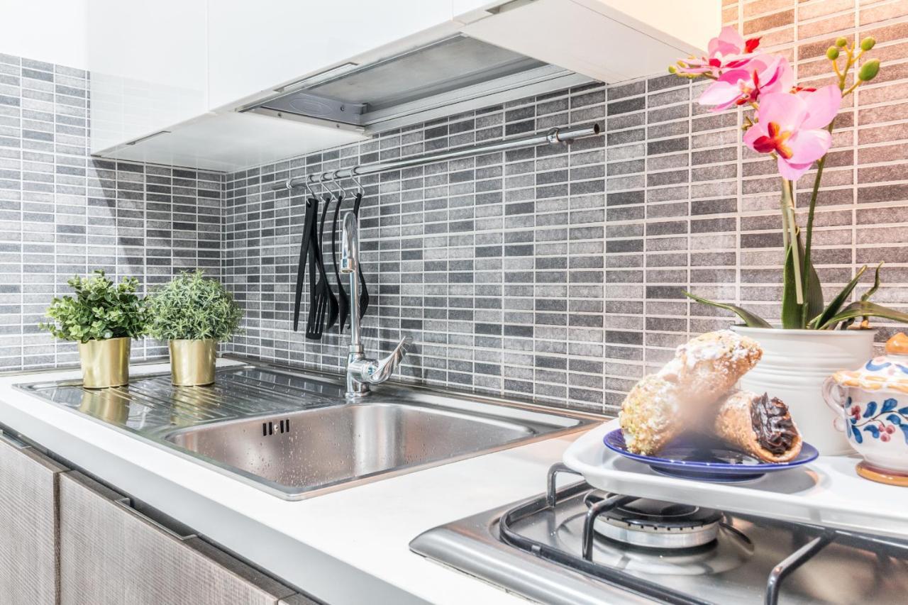 Sirhouse - Boutique Apartment In Ortigia Syracuse Buitenkant foto